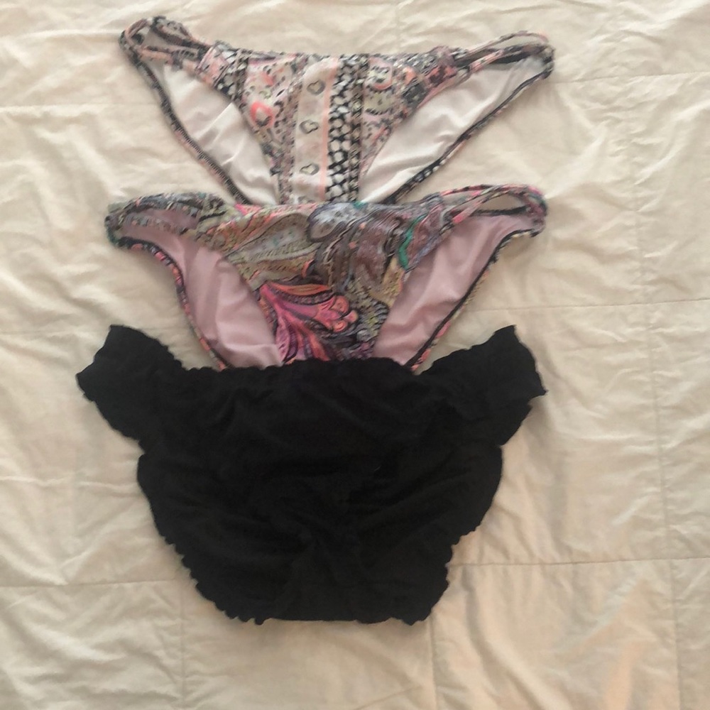Victoria’s Secret swim bottoms size m pre owned